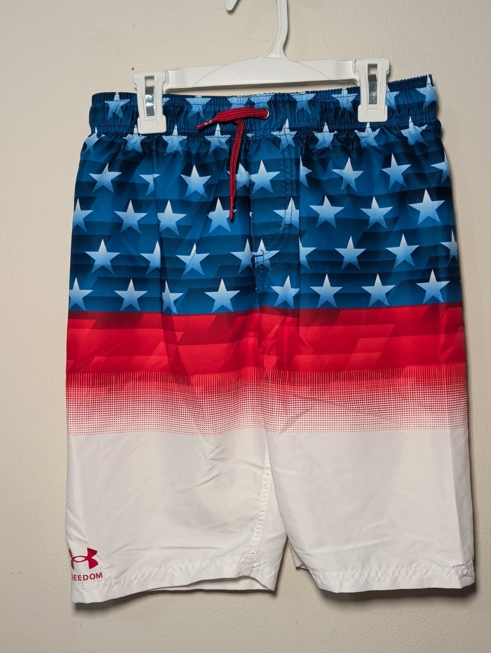 Under Armour Boys Americana Volley Swim Shorts Red White Blue Flag Print Size XL